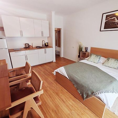 Lucky Center Ljubljana Apartment Ngoại thất bức ảnh