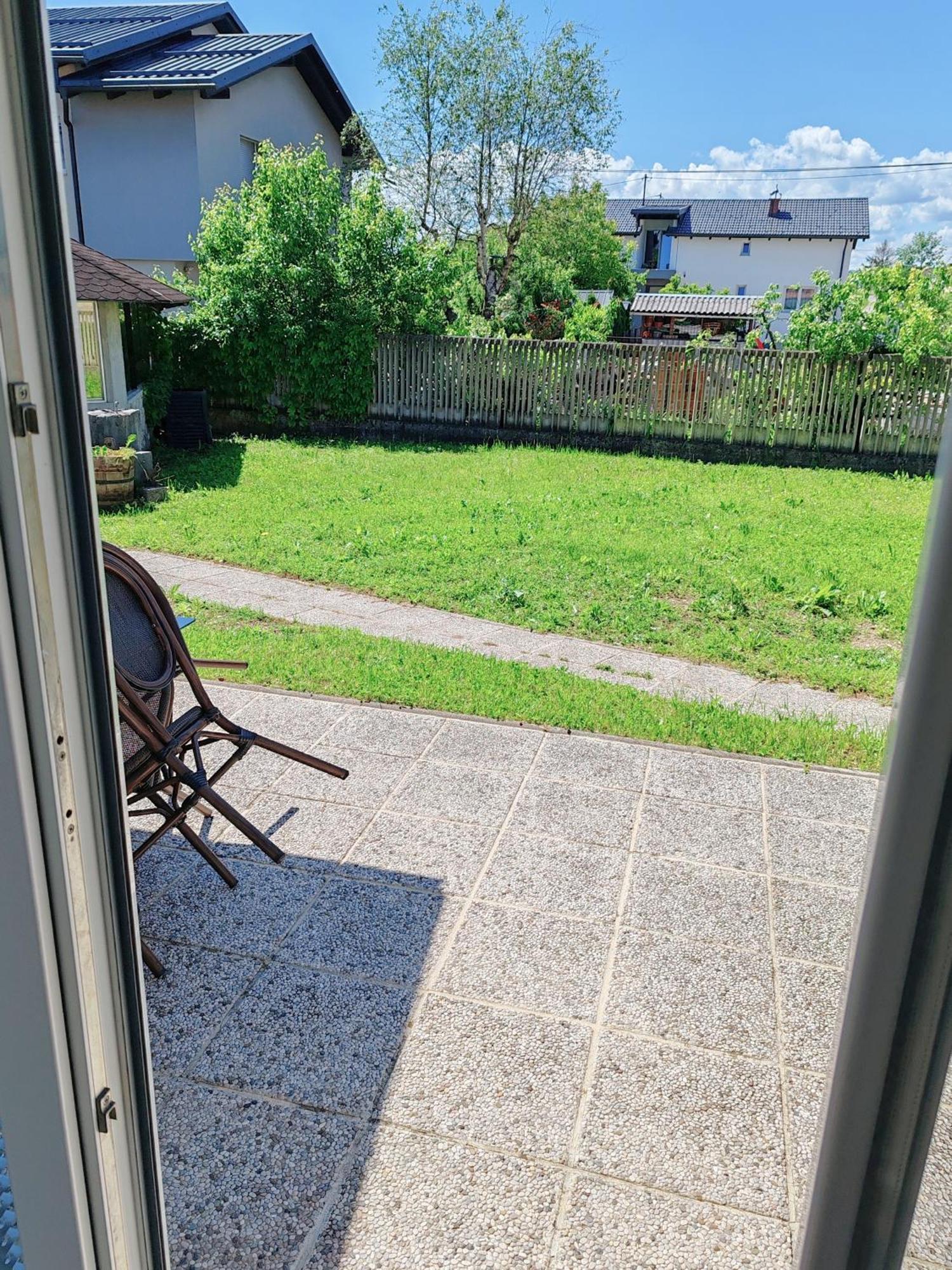 Lucky Center Ljubljana Apartment Ngoại thất bức ảnh