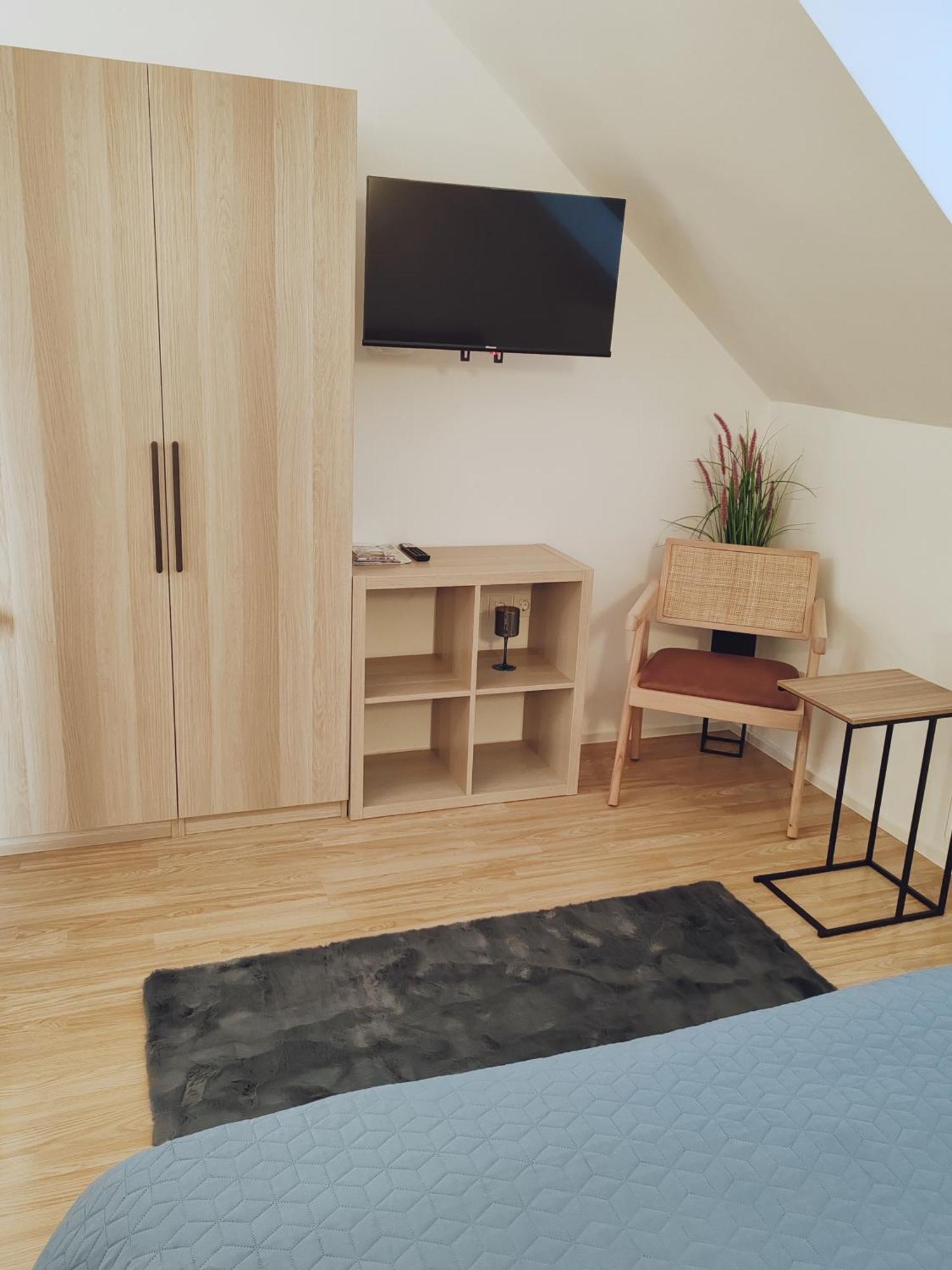 Lucky Center Ljubljana Apartment Ngoại thất bức ảnh