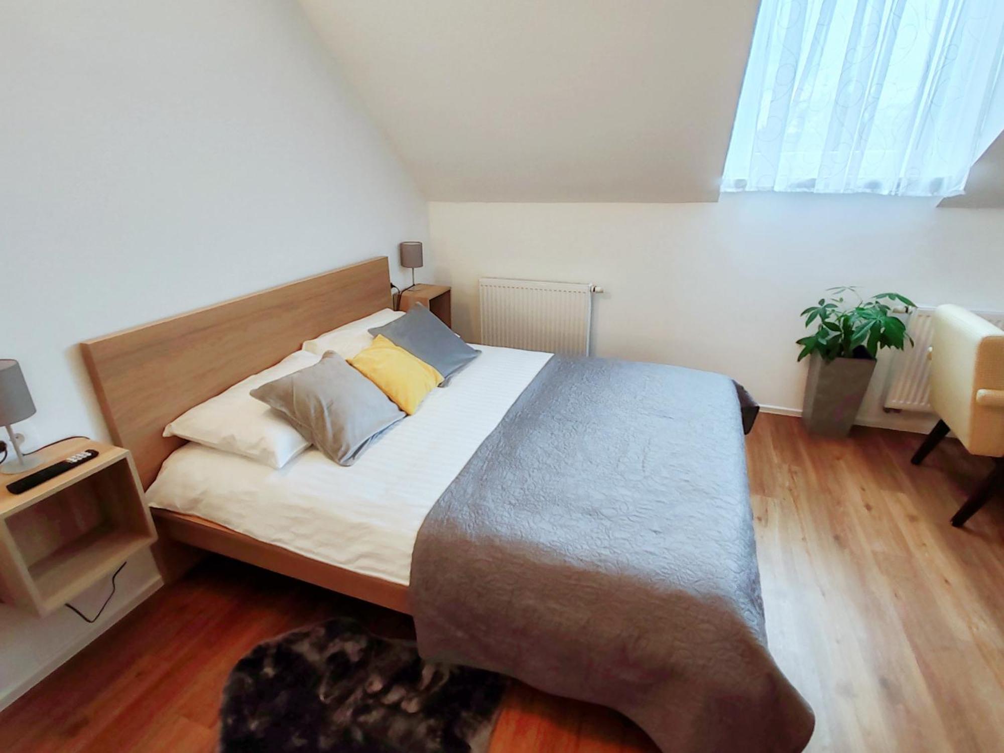 Lucky Center Ljubljana Apartment Ngoại thất bức ảnh