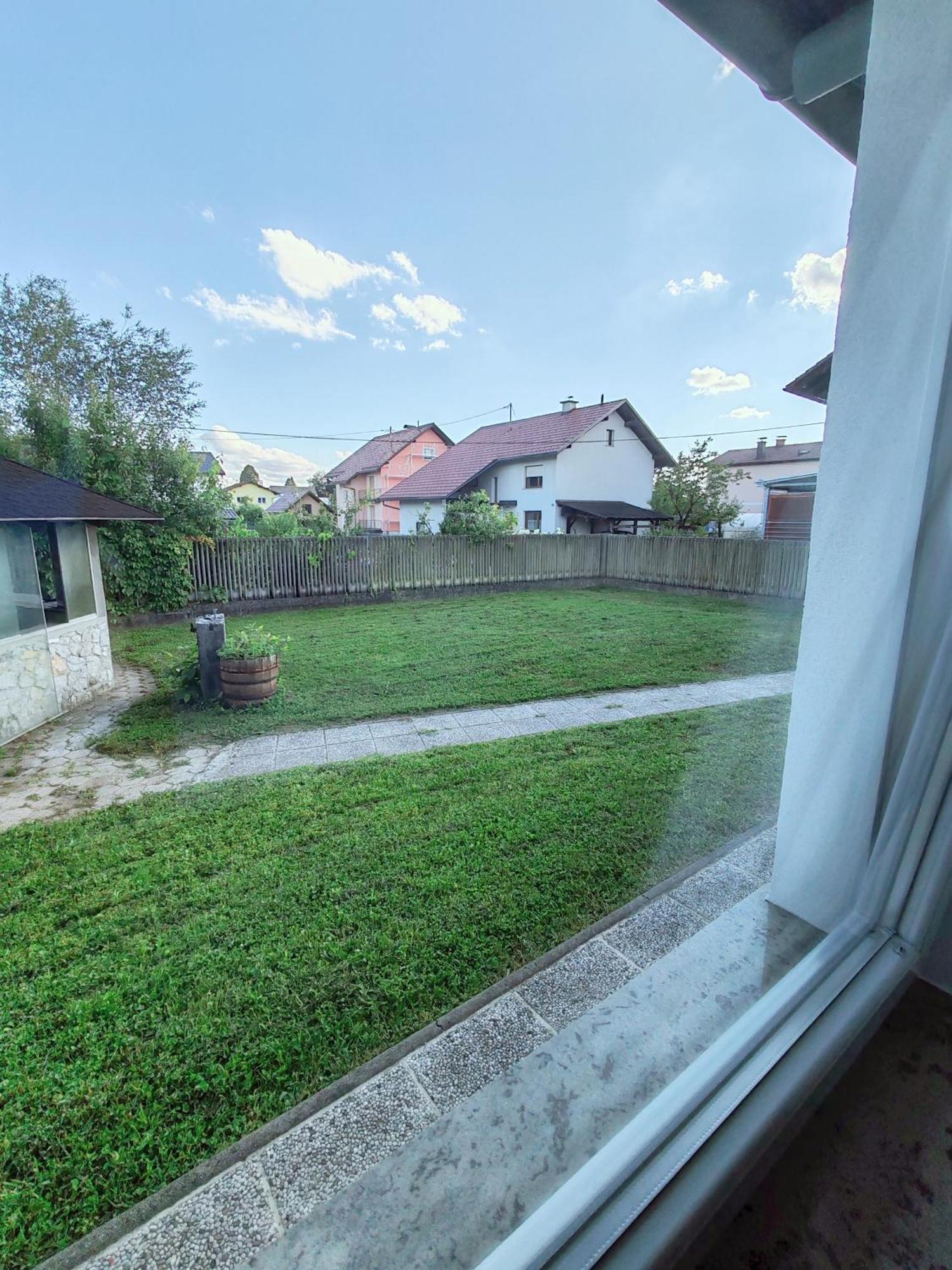 Lucky Center Ljubljana Apartment Ngoại thất bức ảnh