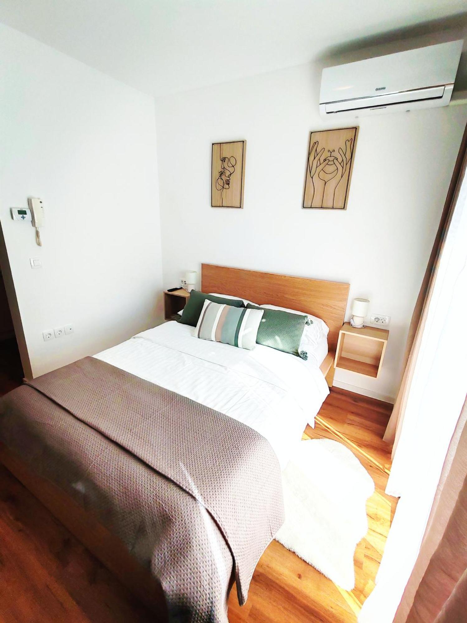 Lucky Center Ljubljana Apartment Ngoại thất bức ảnh