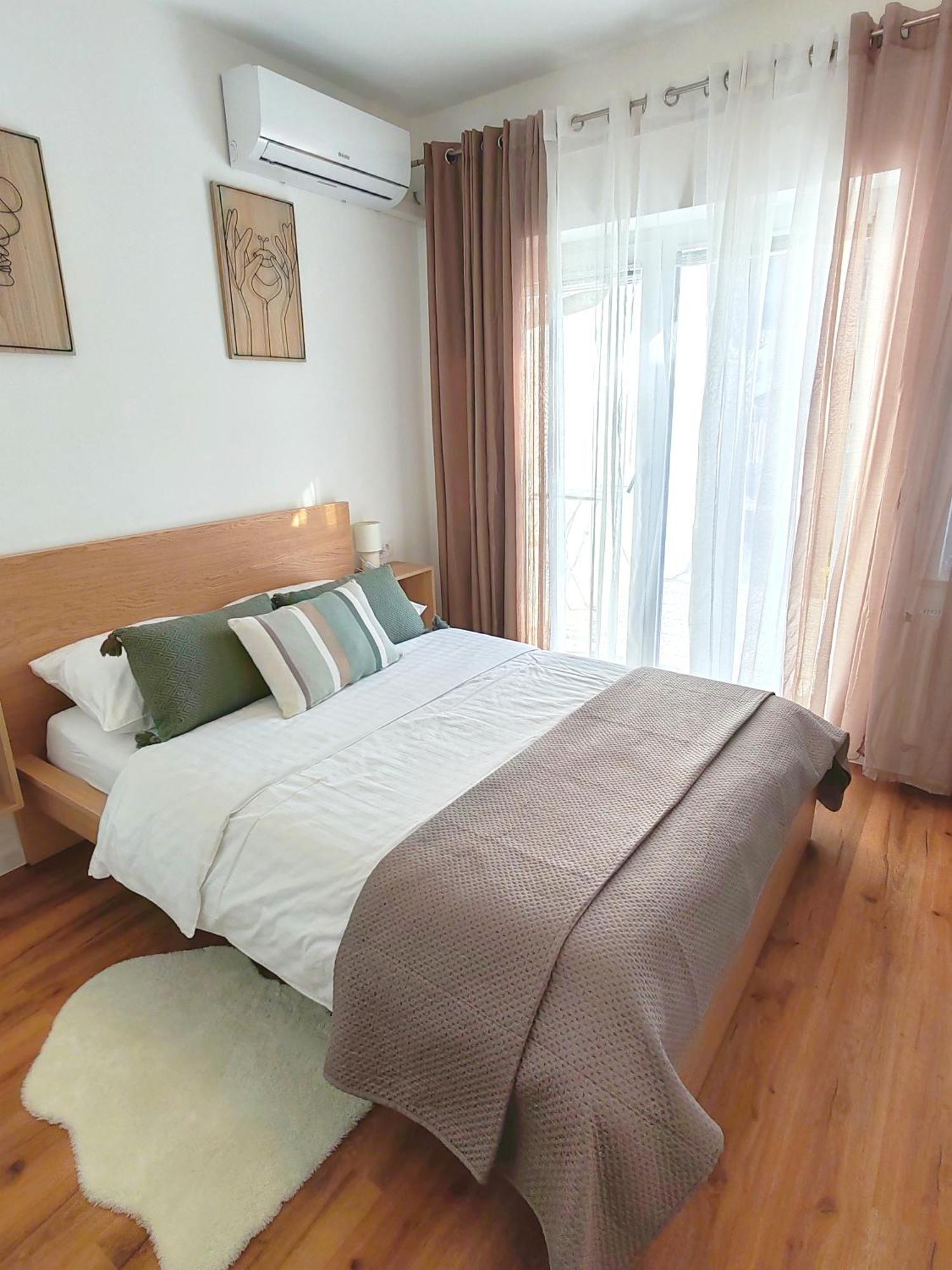 Lucky Center Ljubljana Apartment Ngoại thất bức ảnh
