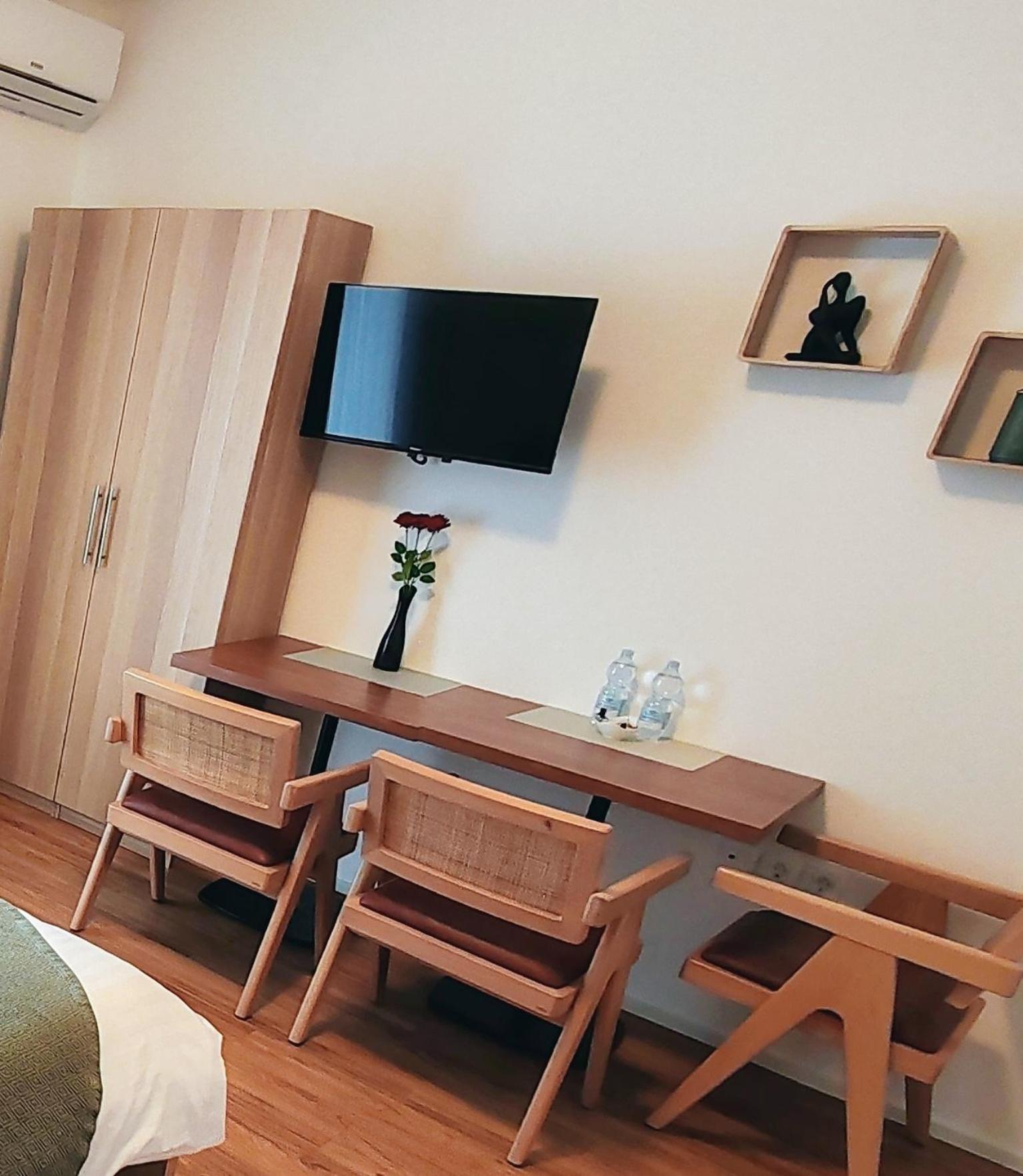 Lucky Center Ljubljana Apartment Ngoại thất bức ảnh