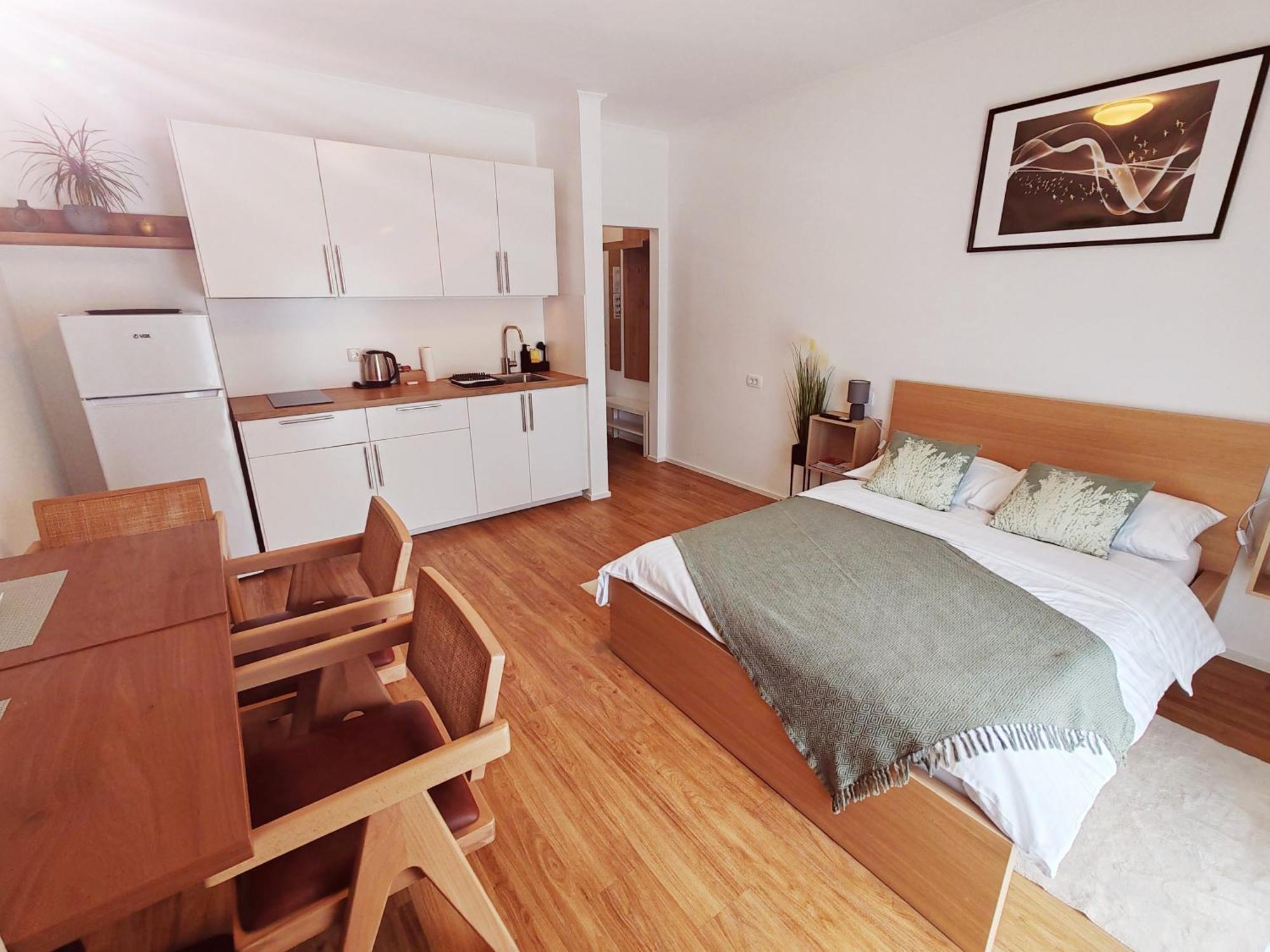 Lucky Center Ljubljana Apartment Ngoại thất bức ảnh