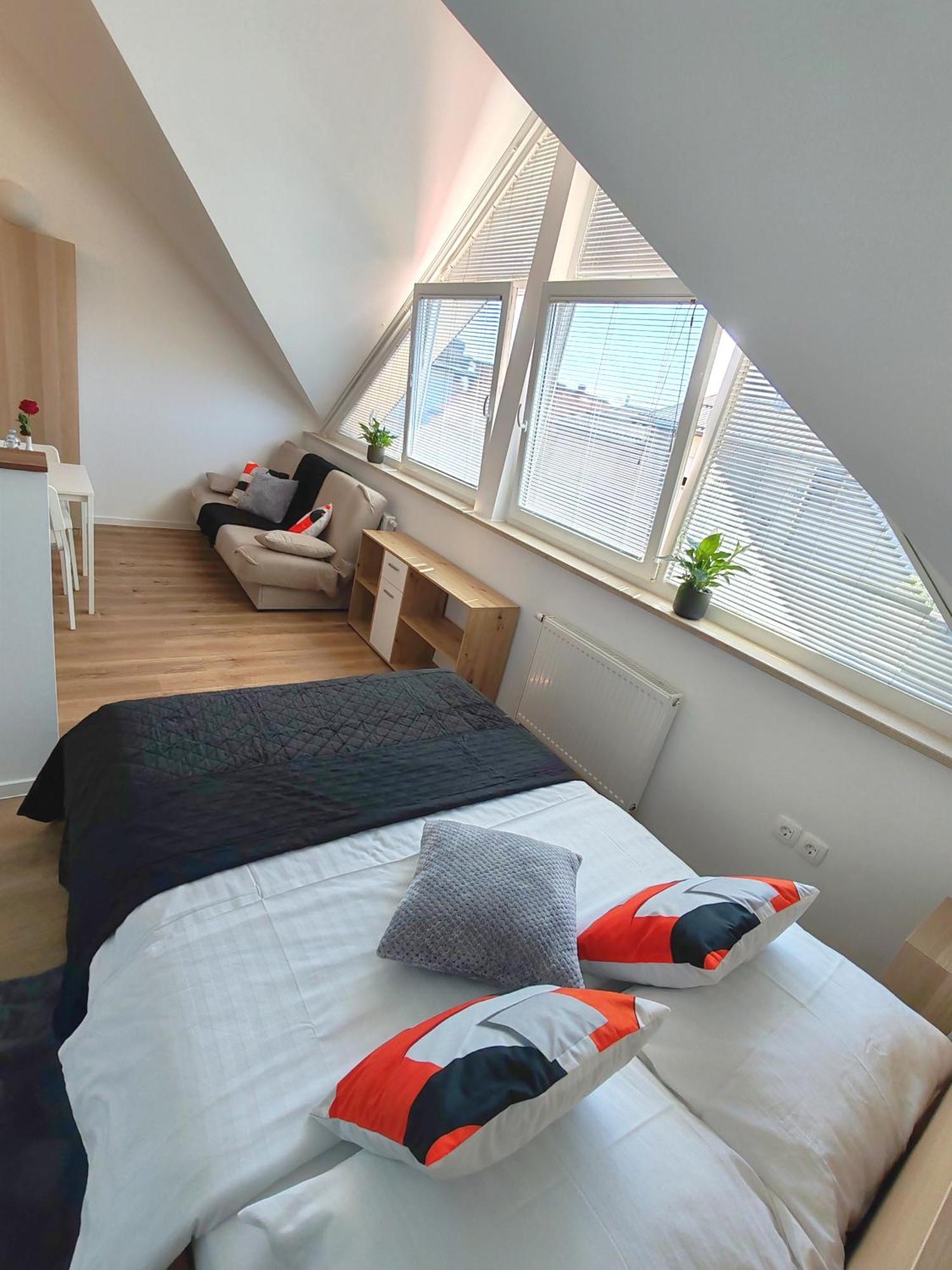 Lucky Center Ljubljana Apartment Phòng bức ảnh